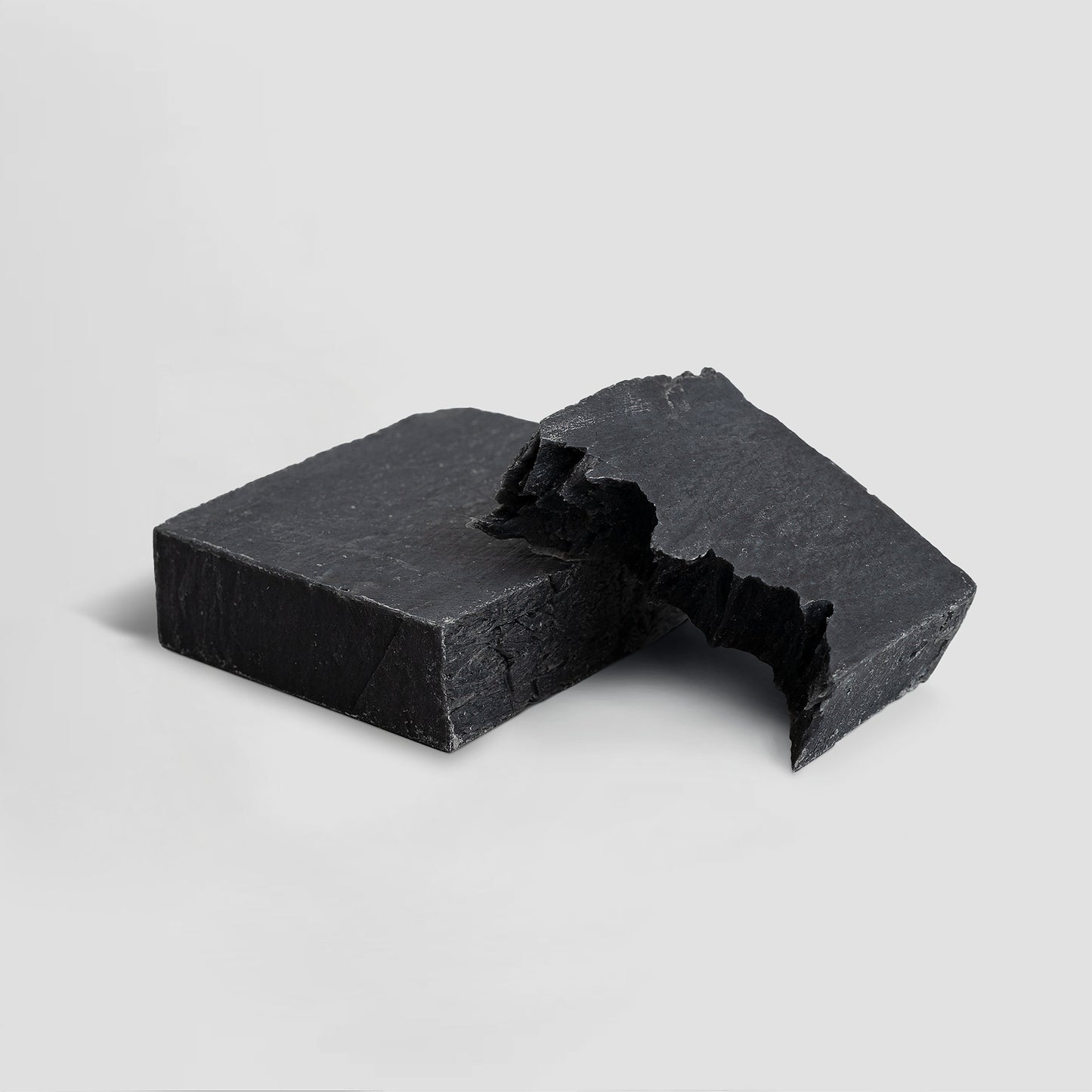 BLK MADONNA Charcoal Purifying Bar